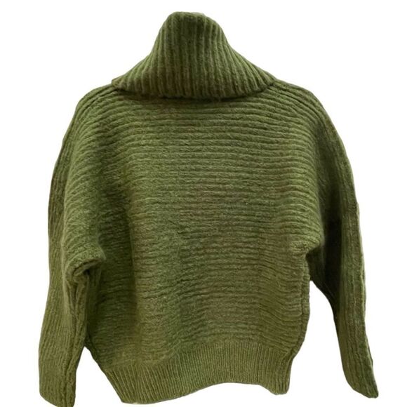 LEITH Women’s Cozy Neck Dolman Olive Green Thick Sweater Size Small NWT - Picture 4 of 5